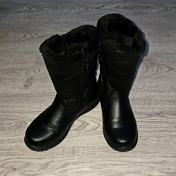Women's size 8 Totes Black All-Weather Boots - Faux Fur & Double Zipper - Picture 1 of 7